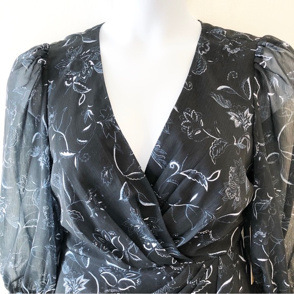 Anthropology’s Lovely Floral Print Halogen Brand Dress. Size: Small - Picture 4 of 15